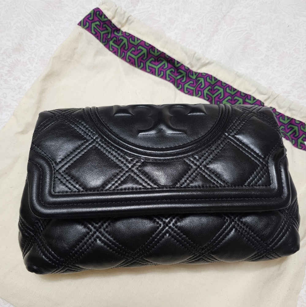 SOLD! Tory Burch Fleming  Leather Soft Clutch - Picture 10 of 11